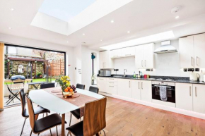 Modern, Chic 3BR Townhouse in Central Oxford, Oxford